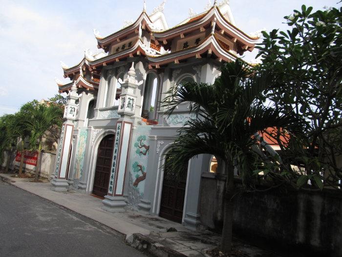 Cổng Tam Quan Thiền viện Vĩnh Nghiêm
