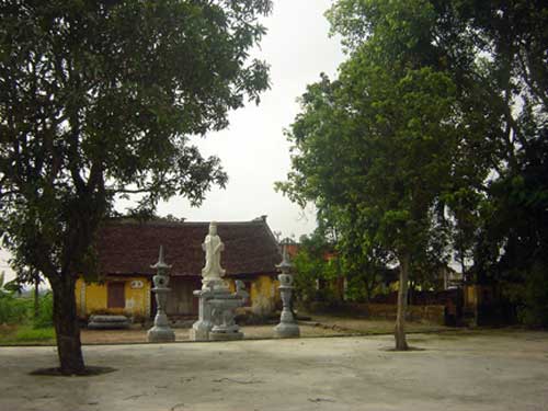 Dù xã hôi có nhiều thay đổi nhưng ngôi chùa làng vẫn giữ vai trò quan trọng trong đời sống tâm linh của bất cứ vùng quê Việt Nam nào - Ảnh minh họa