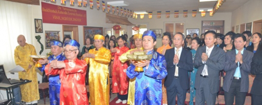Người Việt ở Đức tổ chức trọng thể Lễ giỗ Quốc Tổ Hùng Vương